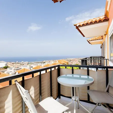 C3 Conde Big Terrace Sea View * 阿德耶